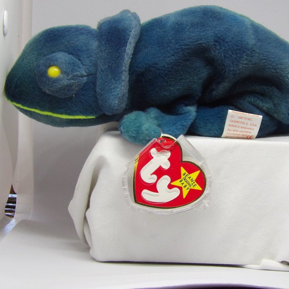 1997 Iggy with error Rainbow tags in MINT conidition